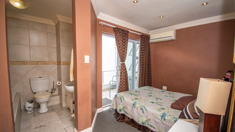 3 Bedroom Property for Sale in Jeffreys Bay Central Eastern Cape